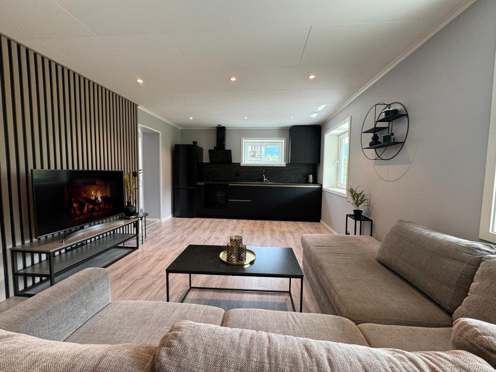 Dalen Apartment Stranda  Exteriör bild